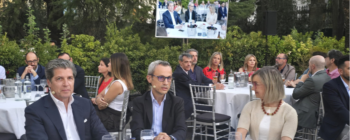 El relevo generacional y la internacionalización desde Aragón centran la temática de la “Noche de verano con la empresa familiar”